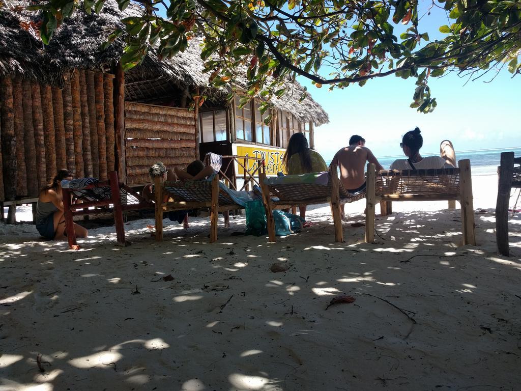 Twisted Palms Lodge & Restaurant Bwejuu Exteriér fotografie